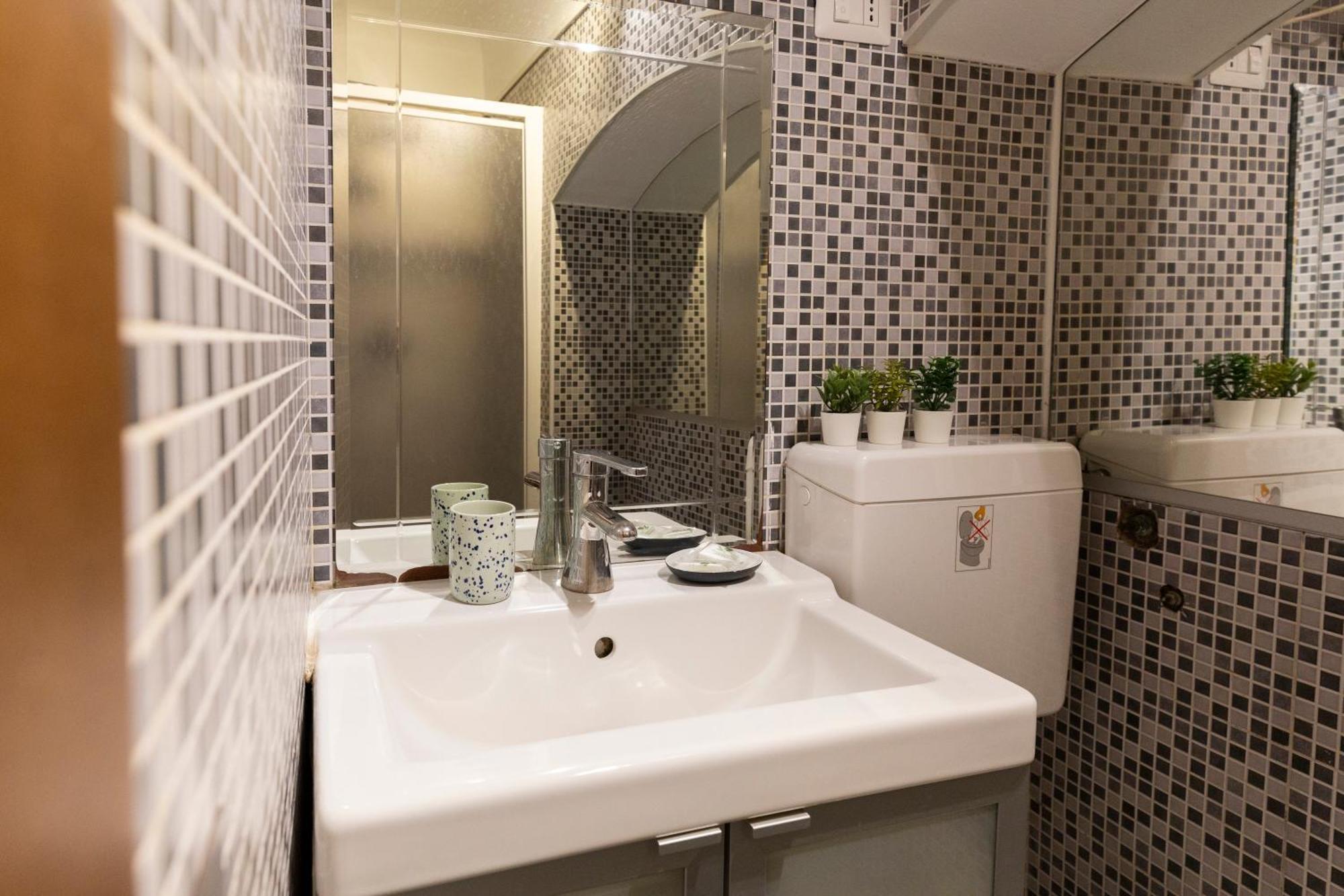 Casa Vittoria - Isola District Apartment Милано Екстериор снимка